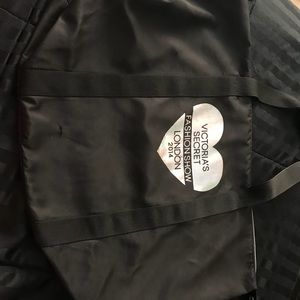 VICTORIA’S SECRET FASHON SHOW TOTE